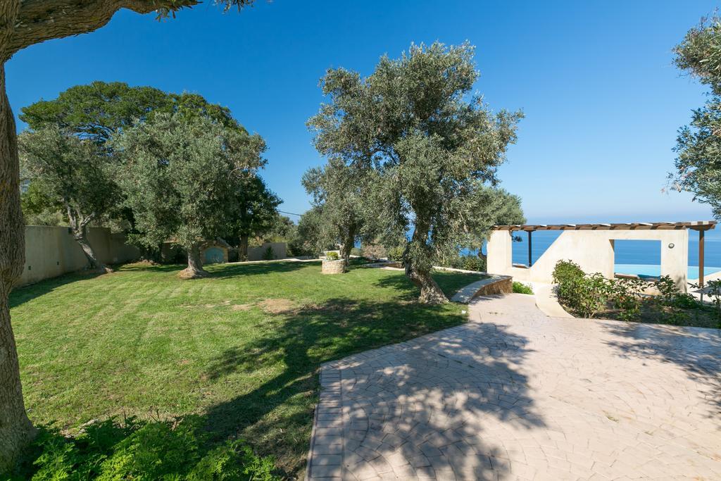 Olivia'S Villas Of Luxury Kalivia  Экстерьер фото