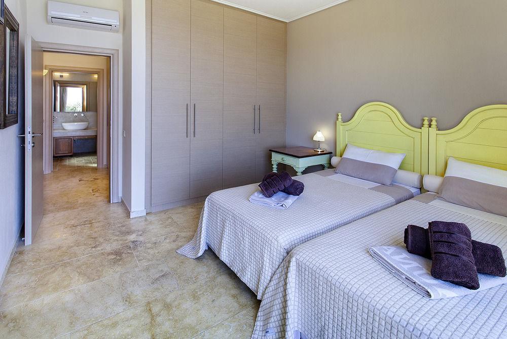 Olivia'S Villas Of Luxury Kalivia  Экстерьер фото