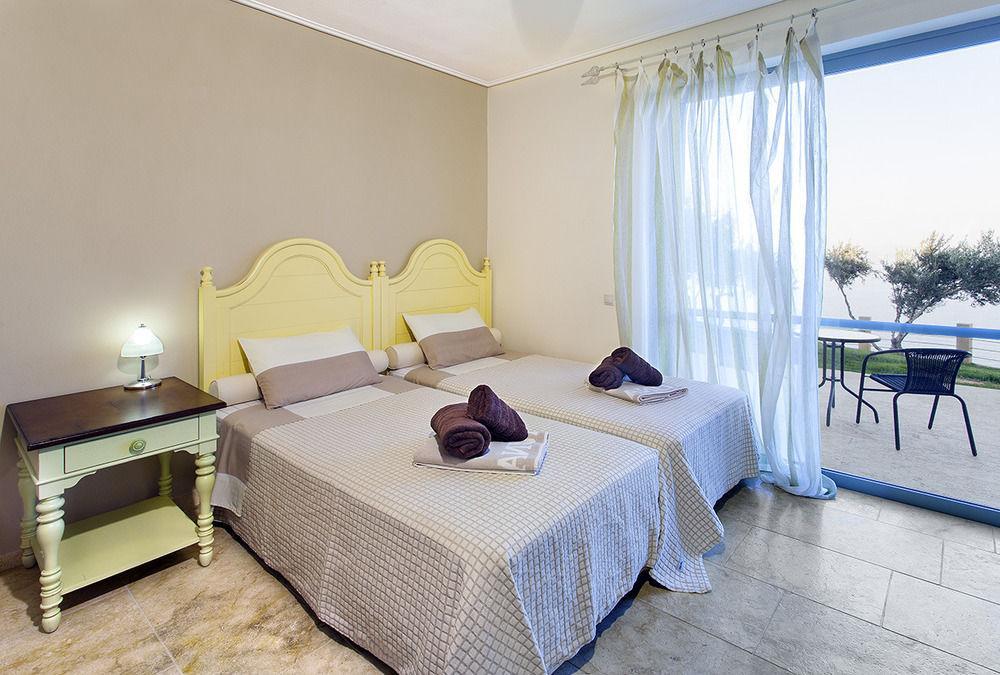 Olivia'S Villas Of Luxury Kalivia  Экстерьер фото